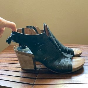 Miz Mooz Maddie Black Leather Tassel Heels Size 7.5
